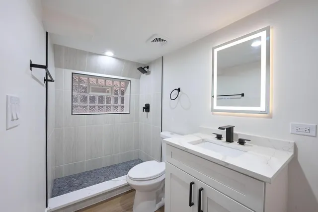 $499,900 | 1445 East Avenue, Berwyn, IL 60402