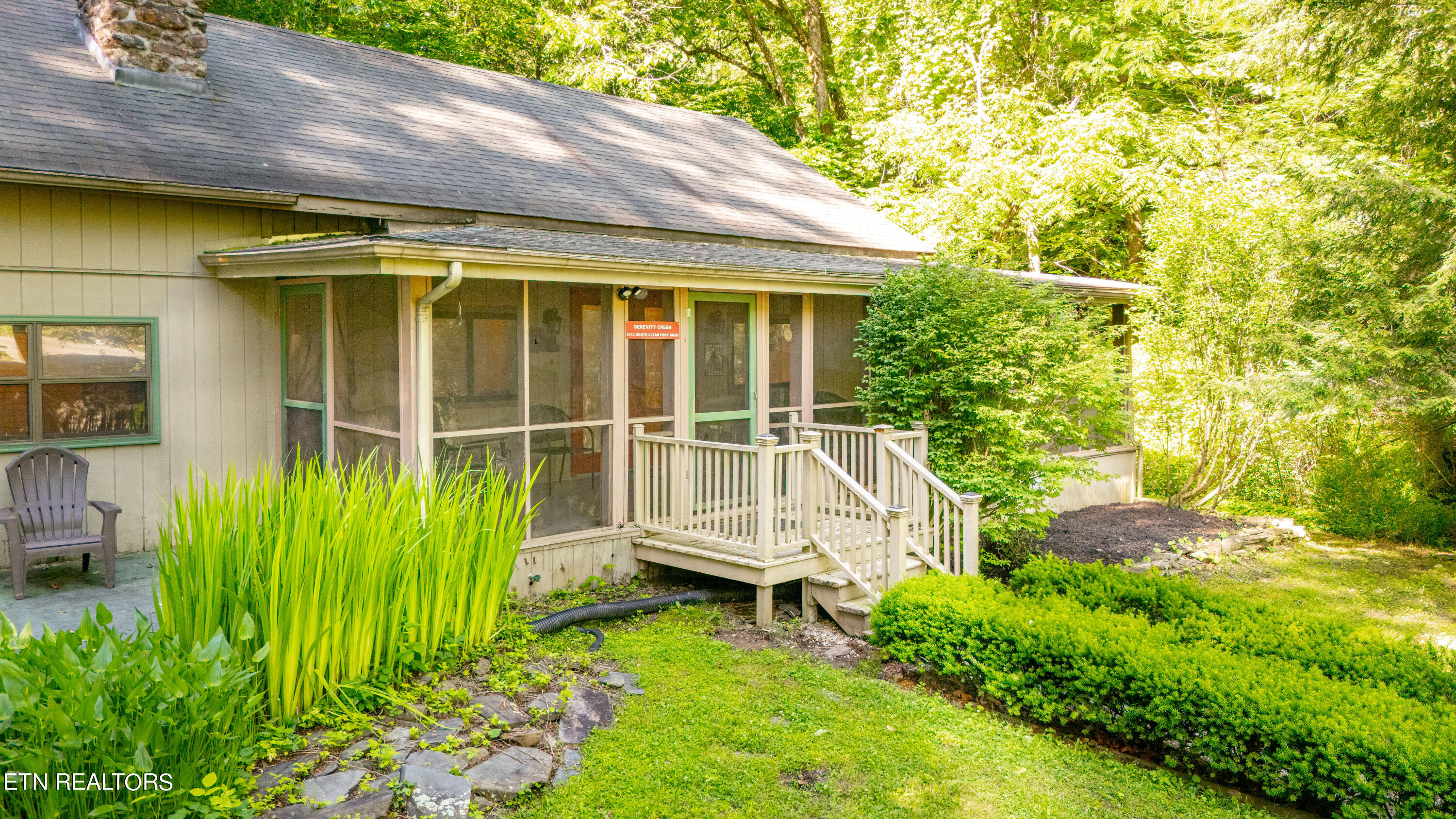 3113 N Clear Fork