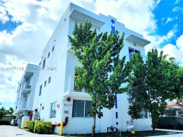 $2,695 | 1860 Northwest 24th Court, Unit 302, Miami, FL 33125