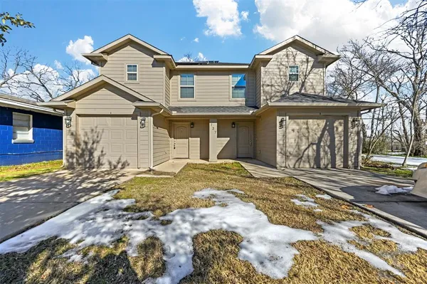 $1,425 | 727 West Johnson Street, Unit A, Denison, TX 75020