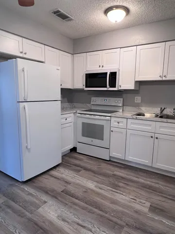 $1,450 | 2467 Mercury Drive, Cocoa, FL 32926