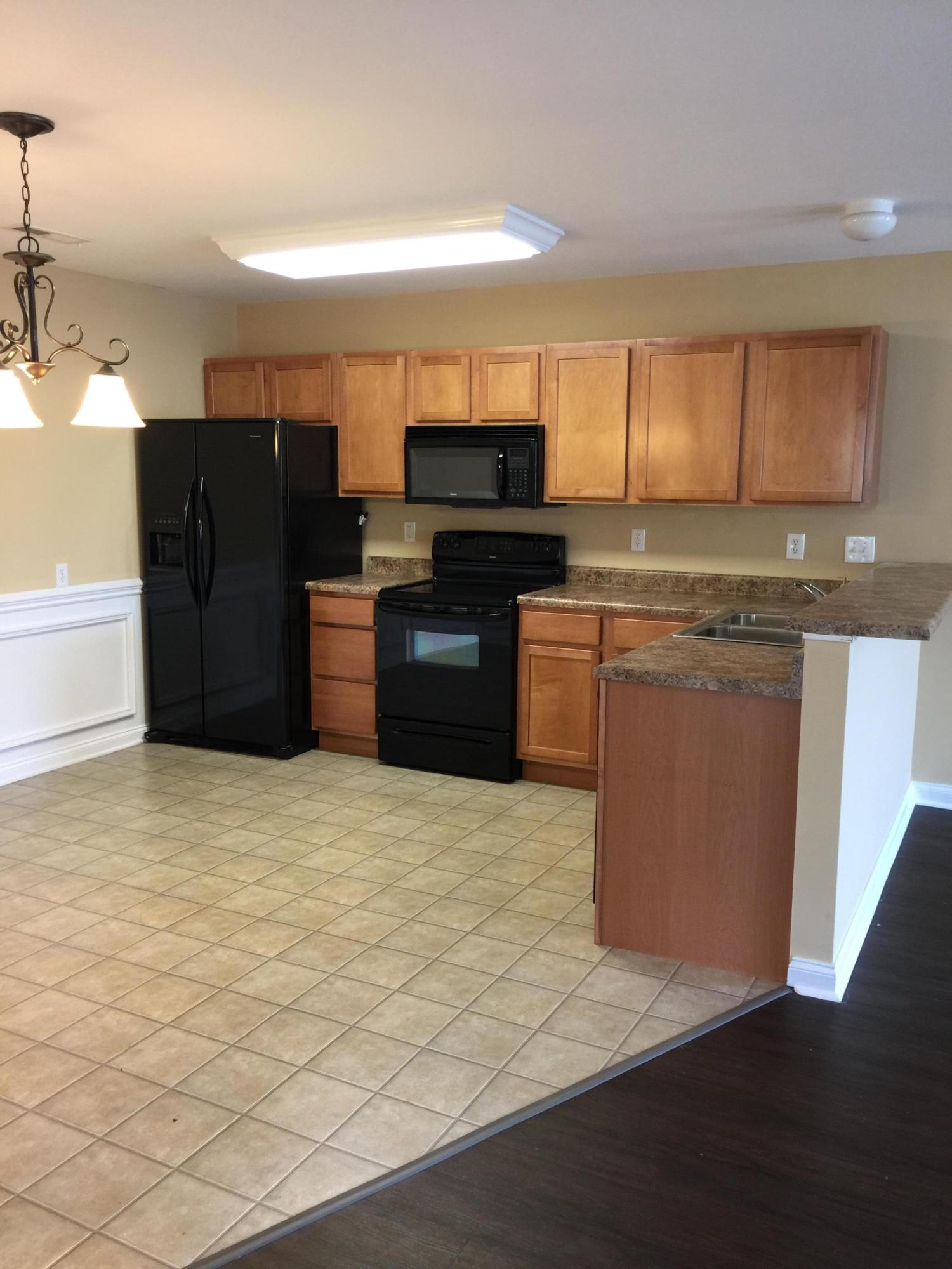 811 Spring Park Road Knoxville, TN 37914 - Photo 14 of 29 184D4012-3B9D-4095-A970-01CF0B52A11A