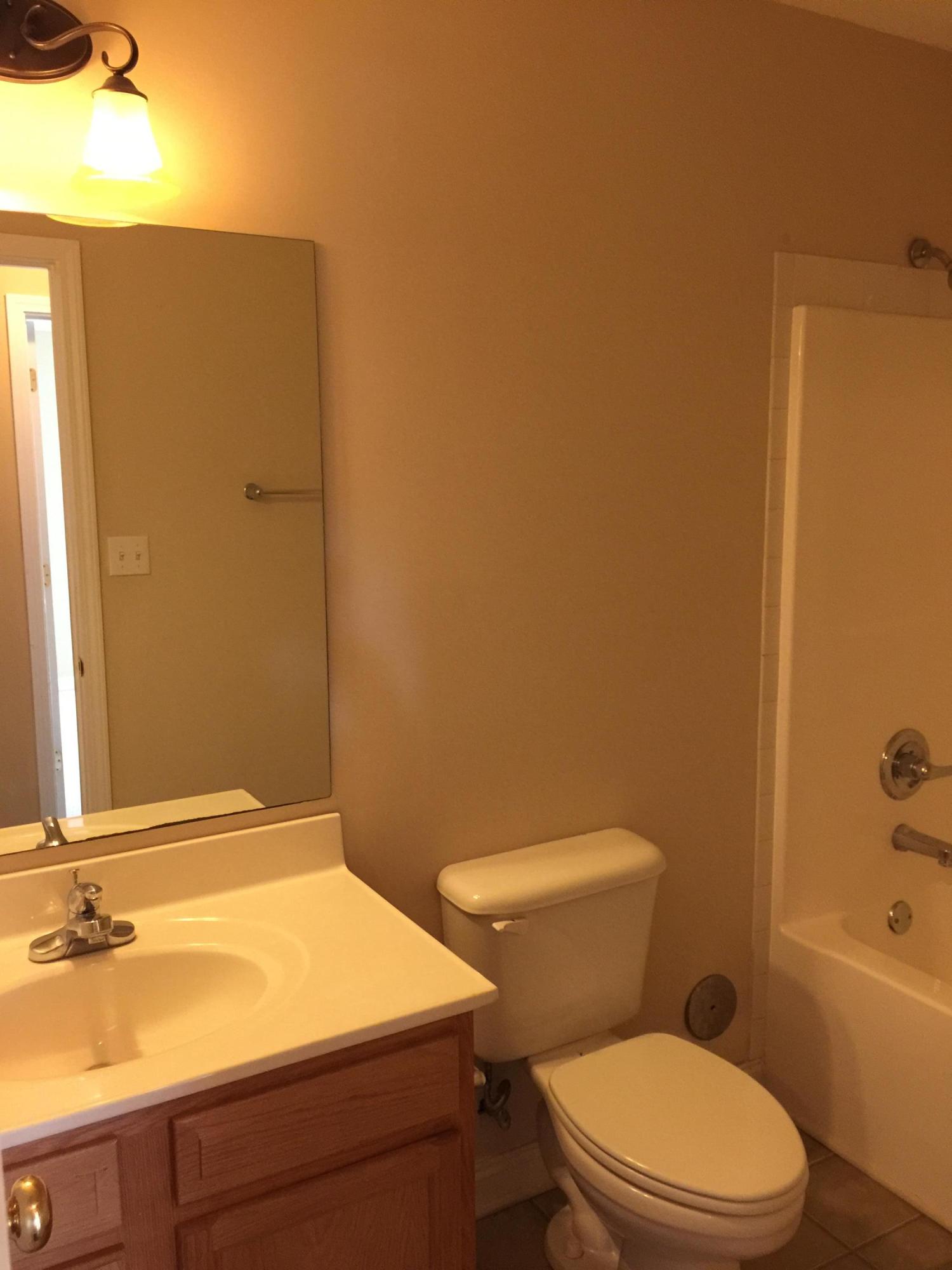 811 Spring Park Road Knoxville, TN 37914 - Photo 7 of 29 CBAA6E5F-FF33-4B90-A2E4-50ADA5A3B2C9