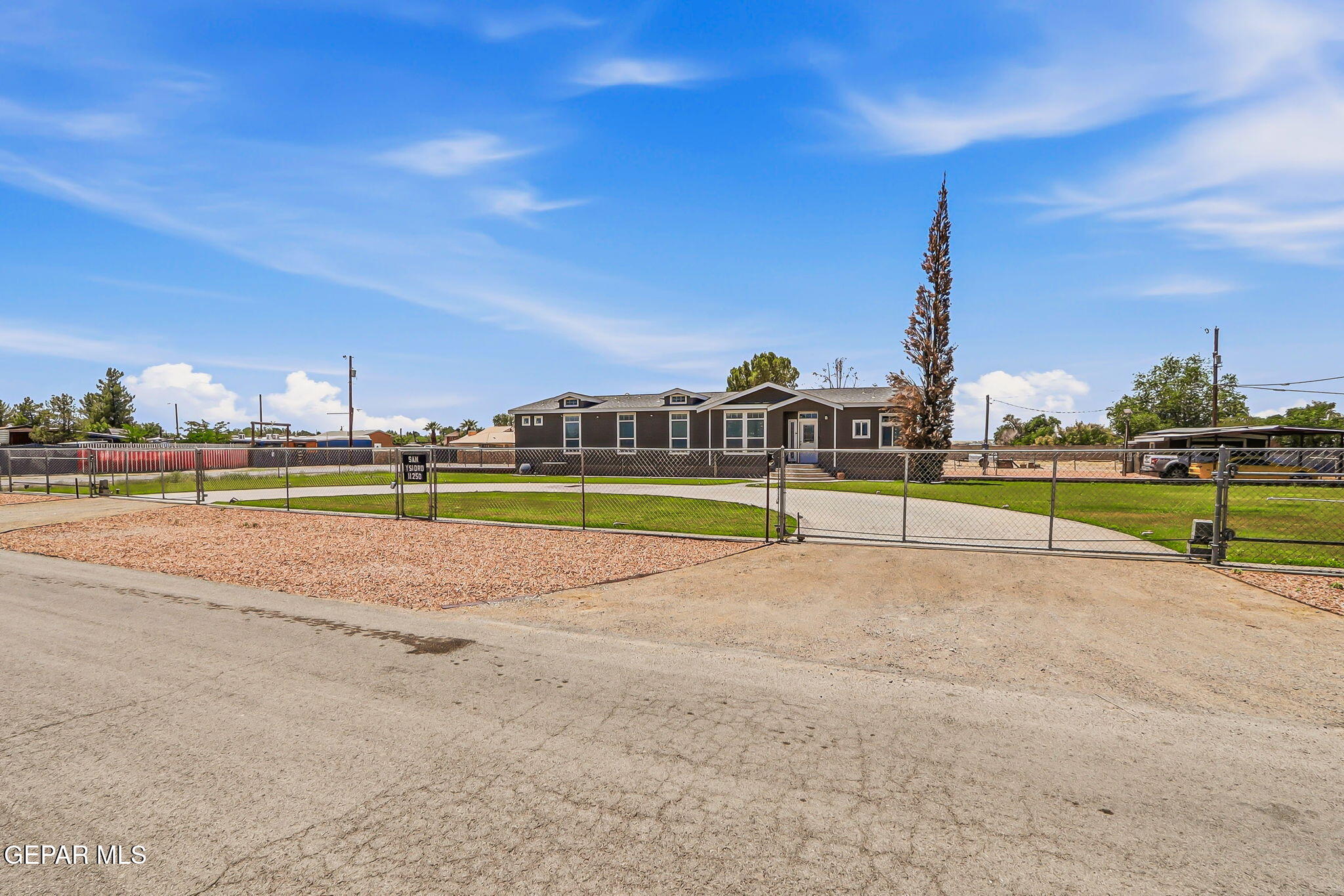 11250 San Ysidro Road Socorro, TX 79927 - Photo 4 of 65 55-web-or-mls-IMG_7809