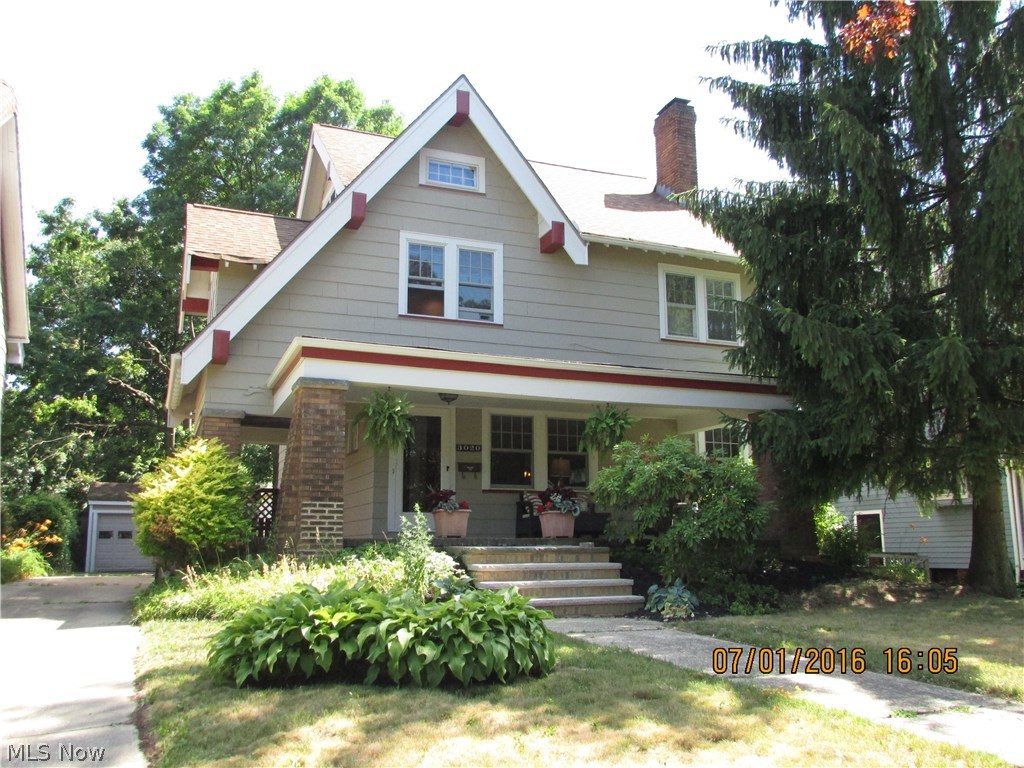 3020 Yorkshire Road Cleveland, OH 44118 - Photo 2 of 35 Gallery Image 2