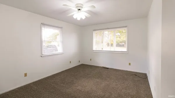 $200,000 | 1947 North Tree Street, Parker City, IN 47368