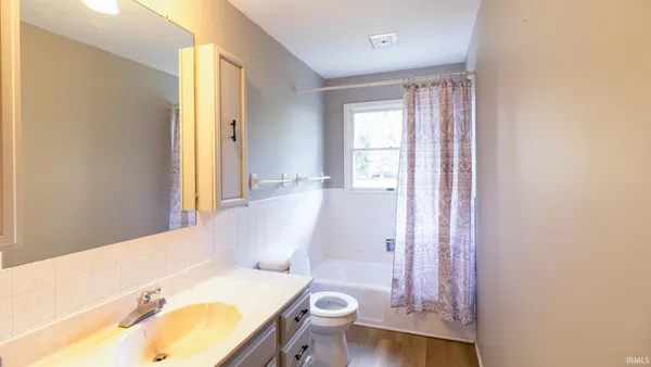 $200,000 | 1947 North Tree Street, Parker City, IN 47368