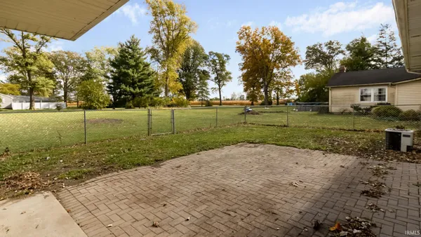 $200,000 | 1947 North Tree Street, Parker City, IN 47368