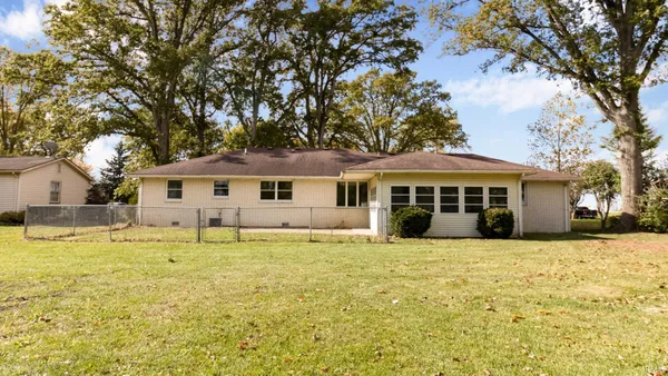 $200,000 | 1947 North Tree Street, Parker City, IN 47368
