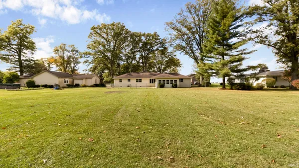 $200,000 | 1947 North Tree Street, Parker City, IN 47368