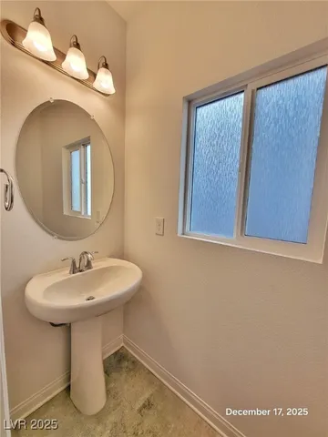 $2,450 | 5866 Aurora Gold Avenue, Las Vegas, NV 89141