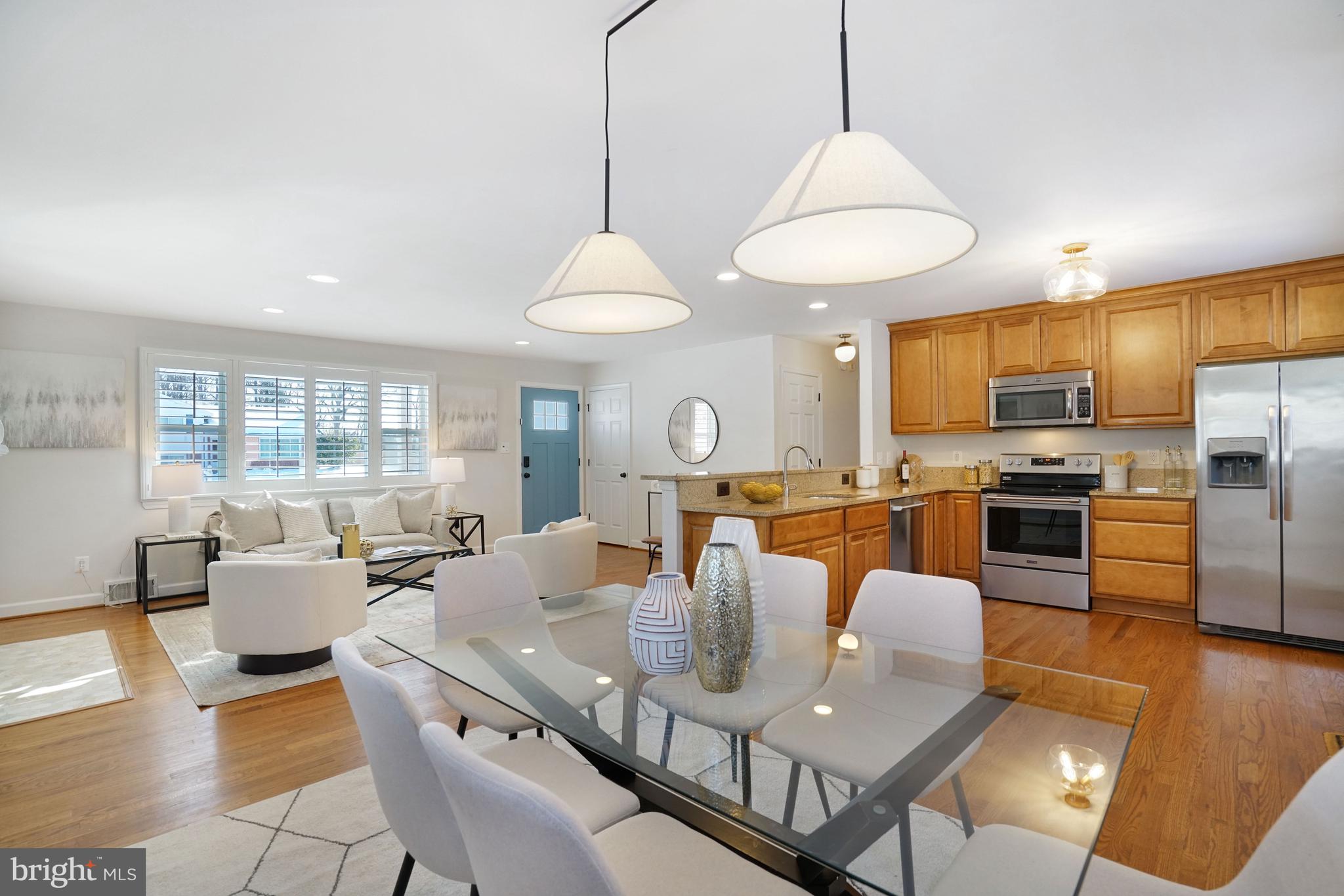 6726 Bostwick Drive Springfield, VA 22151 - Photo 14 of 63 Wonderful Day-to-Day Living & Family Gatherings