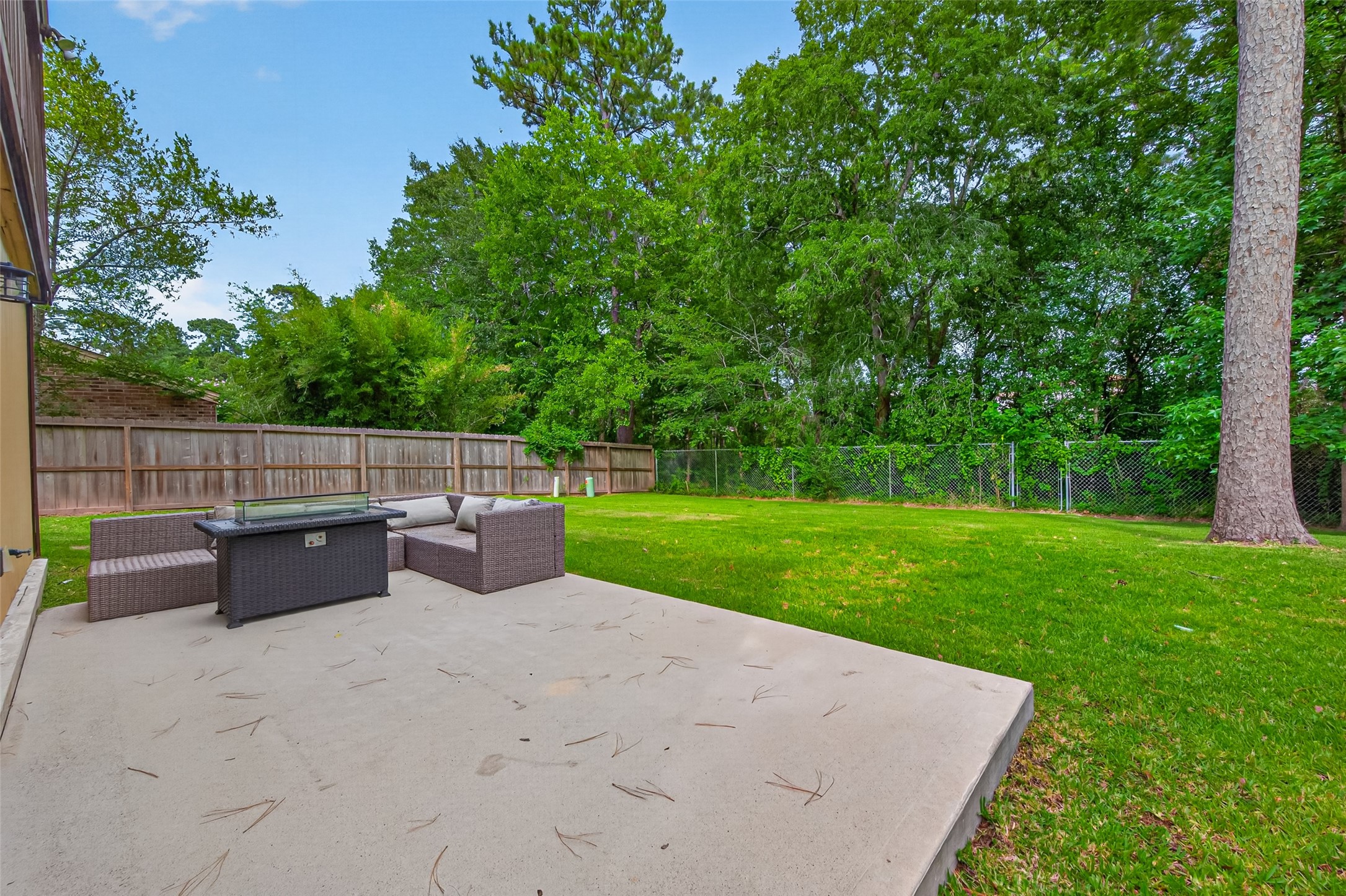 23610 Creekview Drive Spring, TX 77389 - Photo 41 of 43
