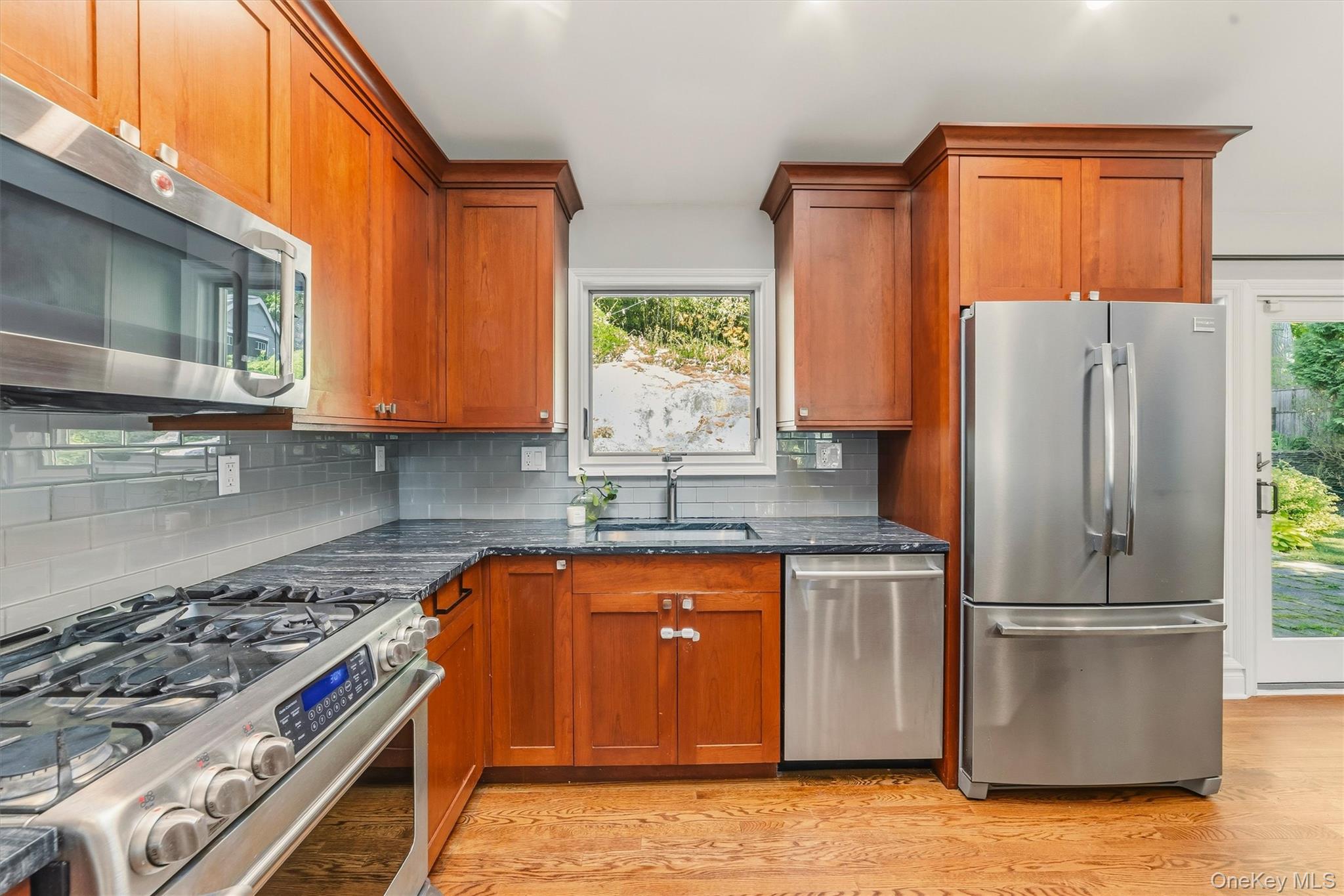 12 Overlook Road North White Plains, NY 10603 - Photo 14 of 34