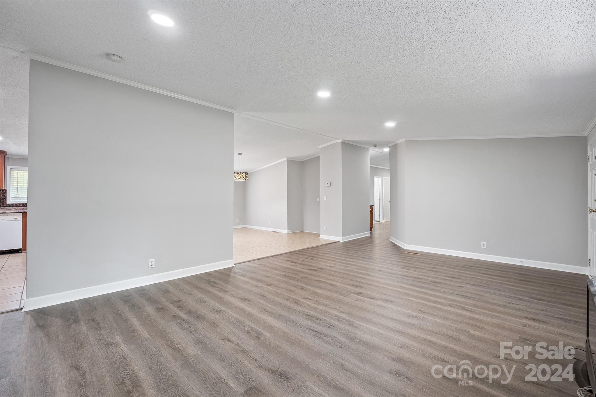2225 Hart Road Charlotte, NC 28214 - Photo 12 of 38 Gallery Image 12