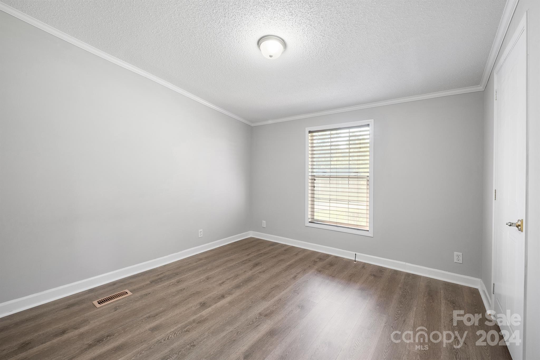 2225 Hart Road Charlotte, NC 28214 - Photo 27 of 38 Gallery Image 27