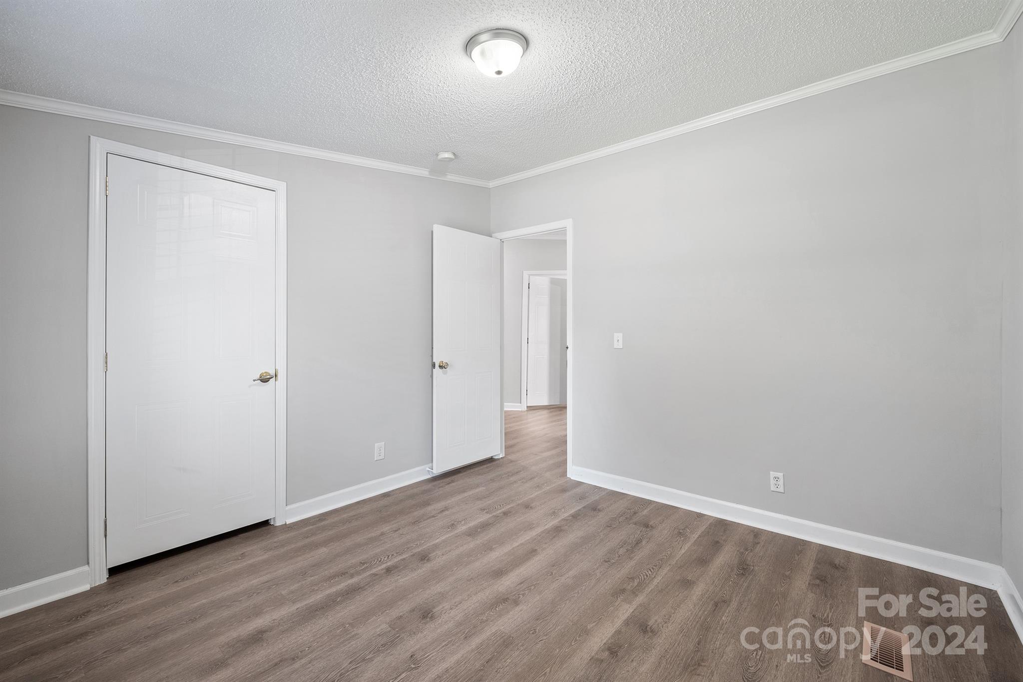 2225 Hart Road Charlotte, NC 28214 - Photo 28 of 38 Gallery Image 28