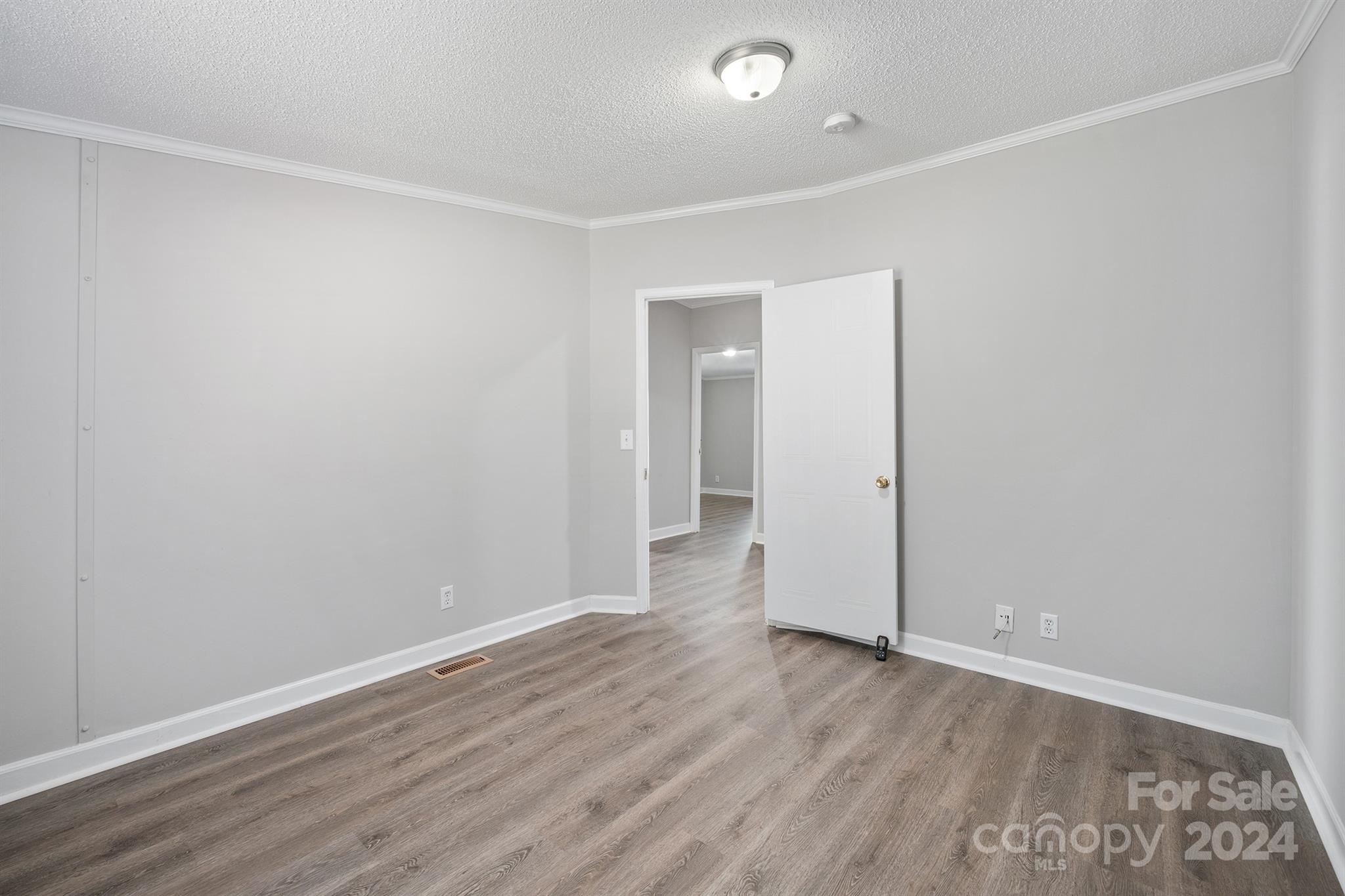2225 Hart Road Charlotte, NC 28214 - Photo 37 of 38 Gallery Image 37