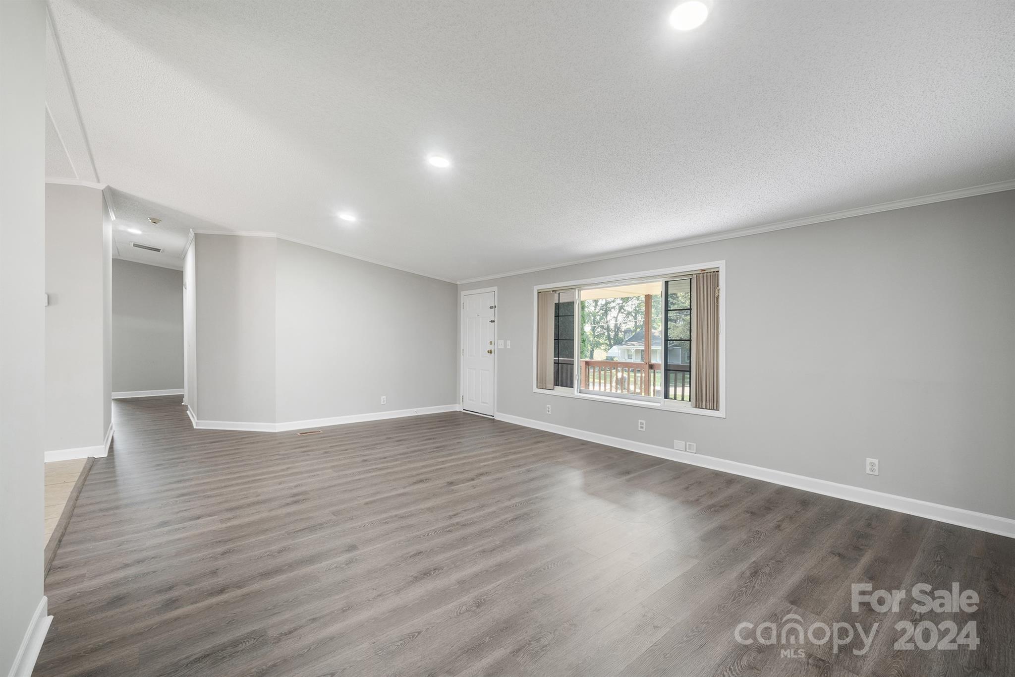 2225 Hart Road Charlotte, NC 28214 - Photo 9 of 38 Gallery Image 9
