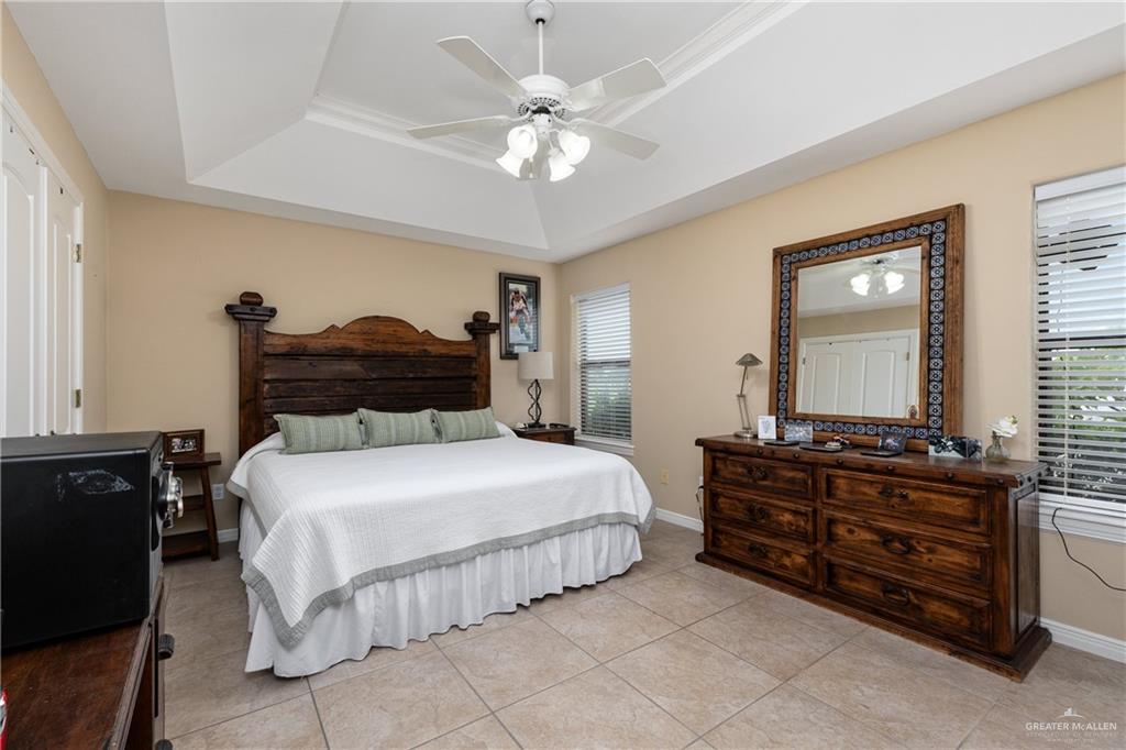 2116 West Alberta Road Edinburg, TX 78539 - Photo 32 of 35 bedroom in guest house