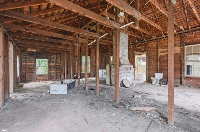 $74,900 | 14 Blake Street, Pelzer, SC 29669