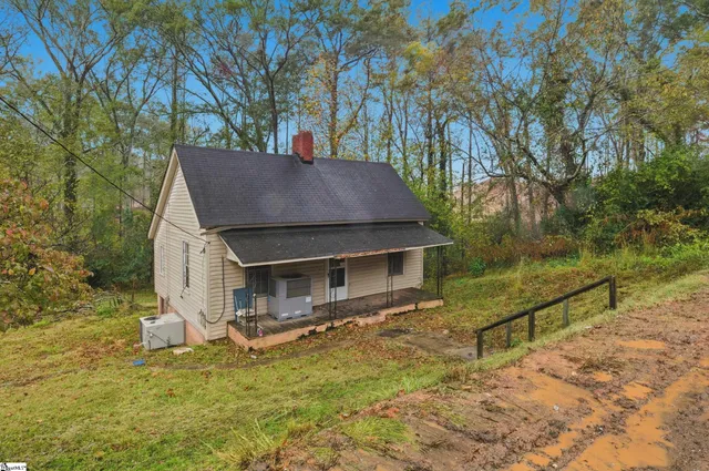 $74,900 | 14 Blake Street, Pelzer, SC 29669