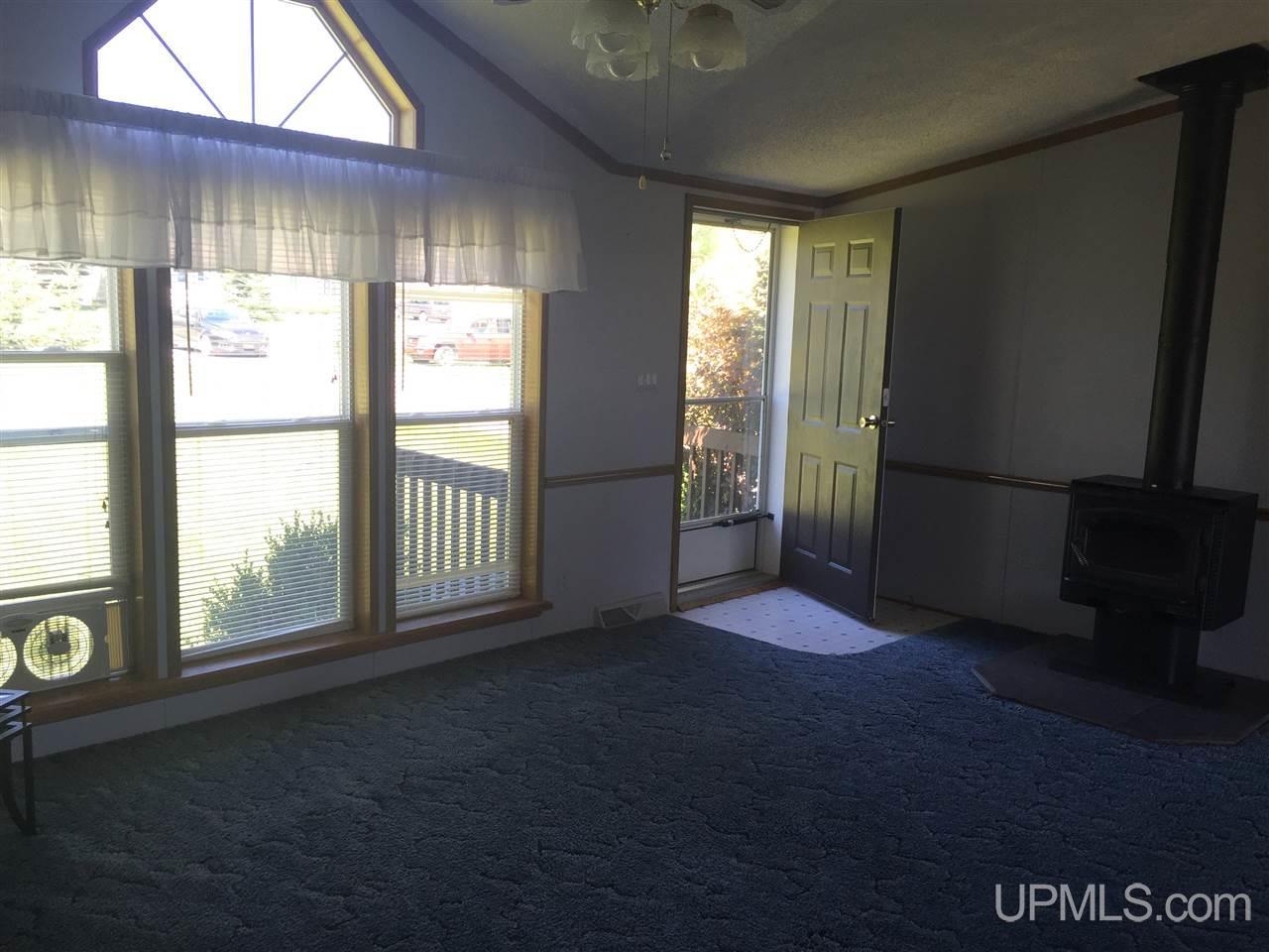 46870 Pilgrim Road Houghton, MI 49931 - Photo 4 of 16 Gallery Image 4