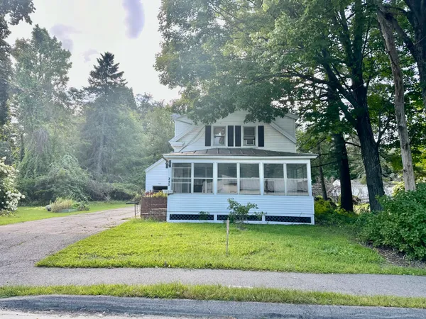 $150,000 | 245 Main Street, Fairfield, ME 04937