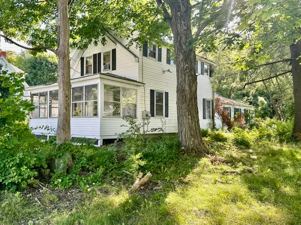 $150,000 | 245 Main Street, Fairfield, ME 04937