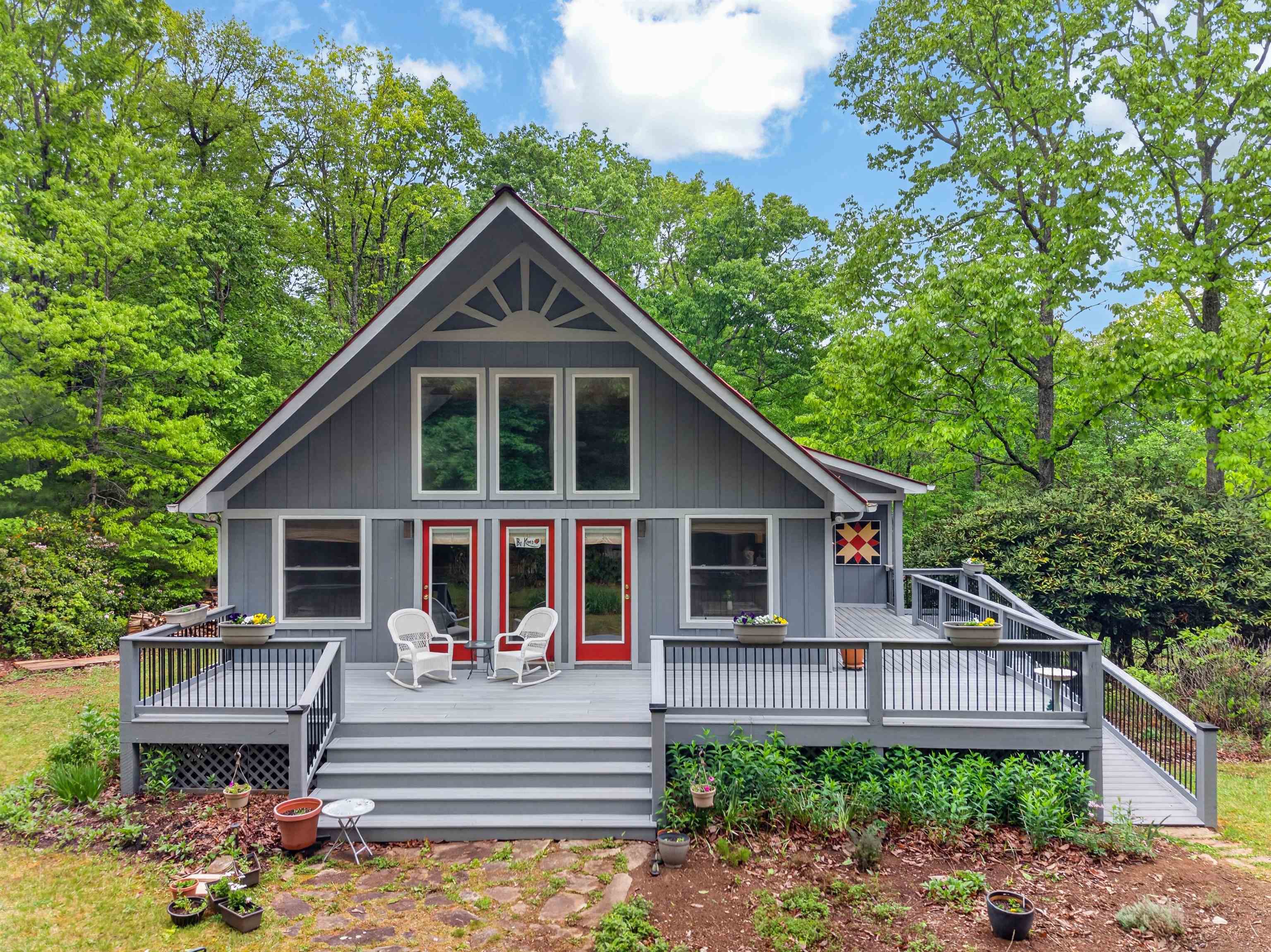 899 Fairview Church Road Southwest Floyd, VA 24091 - Photo 2 of 69 Gallery Image 2