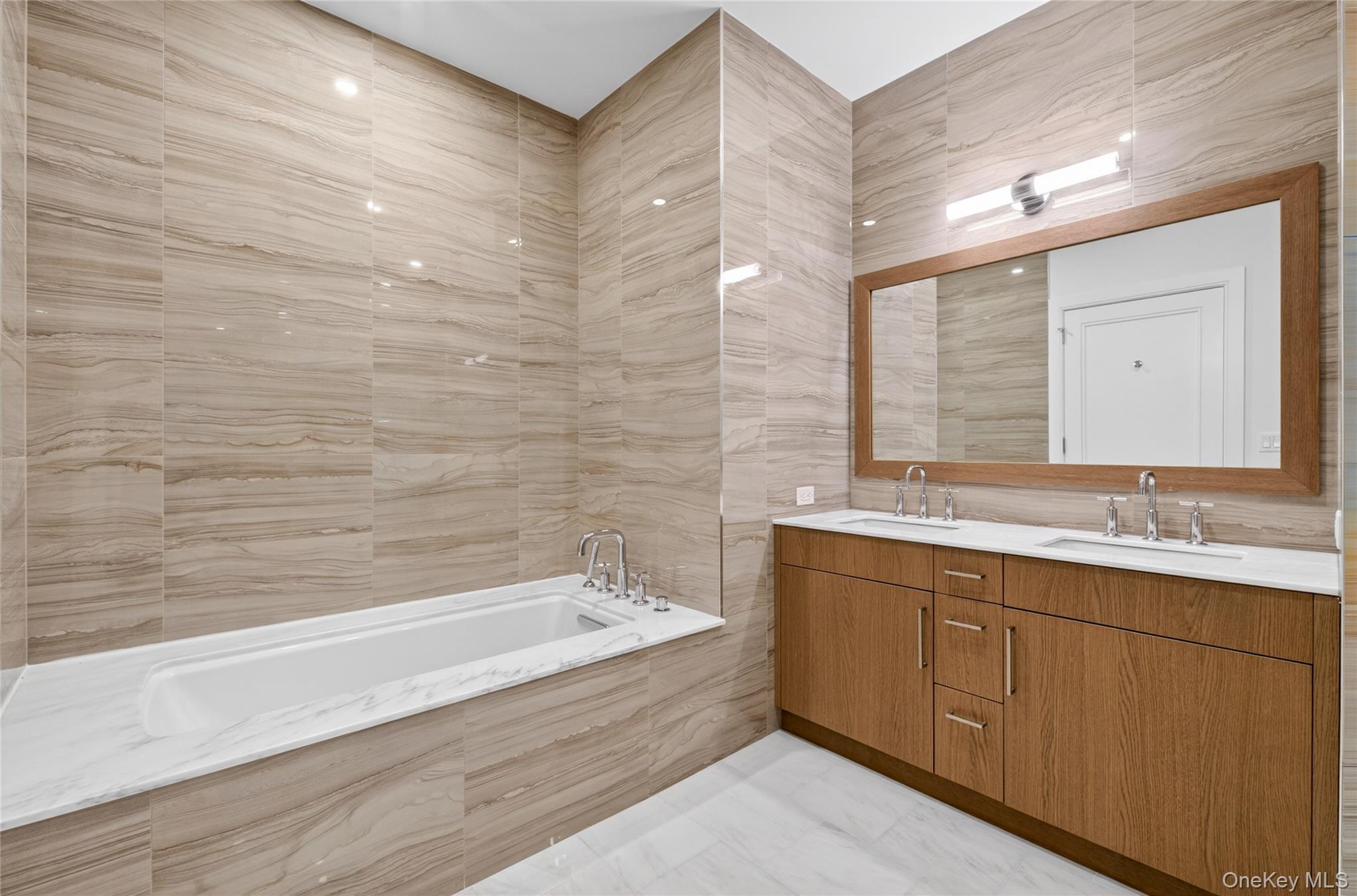 100 Garvies Point Road, Unit 1304 Glen Cove, NY 11542 - Photo 25 of 48