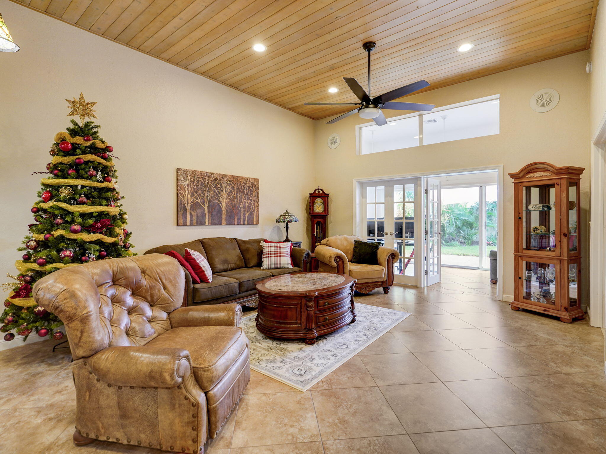 1302 Northwest 13th Court Boca Raton, FL 33486 - Photo 4 of 40 Living Room