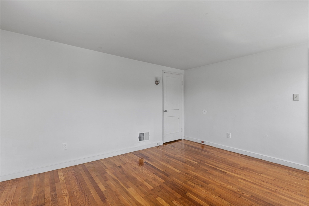 55 Regent Road Malden, MA 02148 - Photo 17 of 31 Gallery Image 17