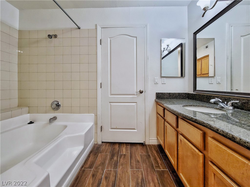 9325 West Desert Inn Road, Unit 167 Las Vegas, NV 89117 - Photo 17 of 34