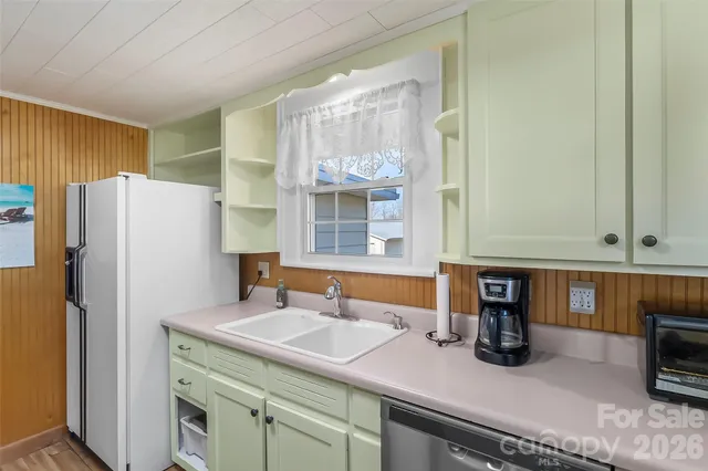 $349,900 | 110 Garrison Road, Morganton, NC 28655