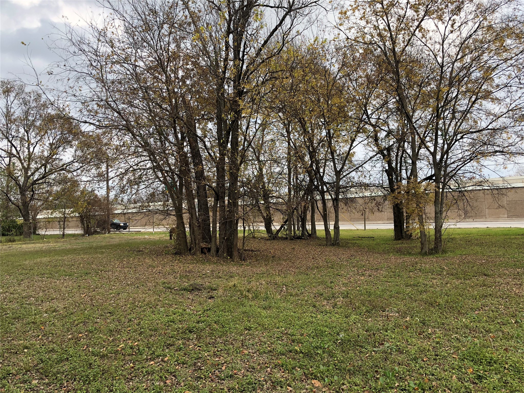 2819 Newhoff Street Houston, TX 77026 - Photo 7 of 12 a view of dirt yard with a house
