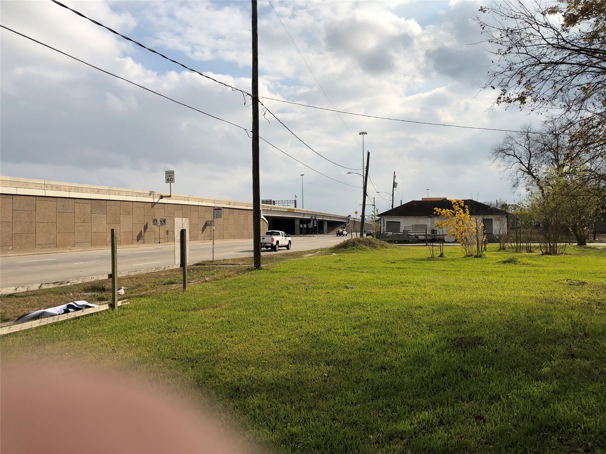 2819 Newhoff Street Houston, TX 77026 - Photo 10 of 12 a view of an outdoor space
