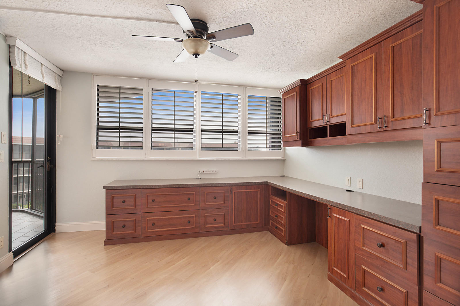 800 Jeffery Street, Unit 409 Boca Raton, FL 33487 - Photo 13 of 37 20230511202411564715000000-o