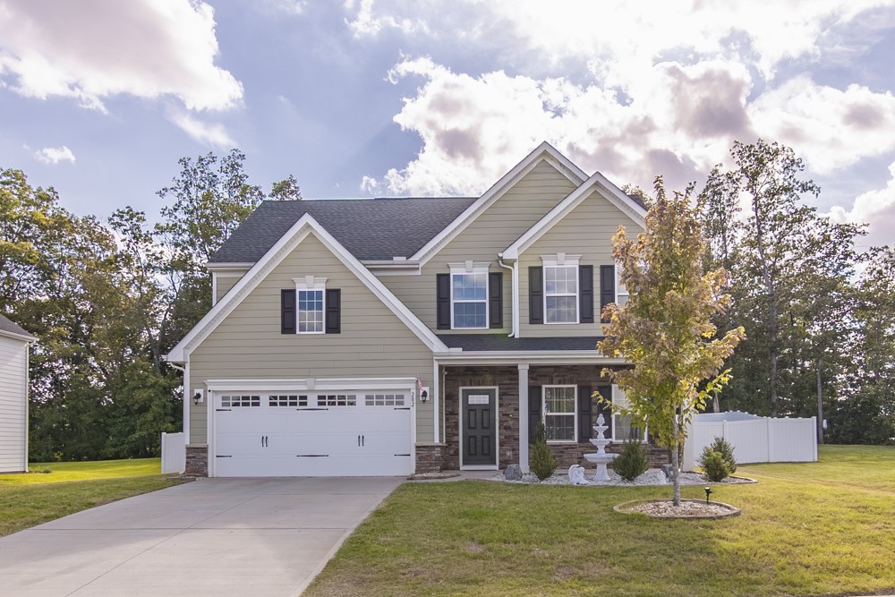 202 Bronson Ridge Anderson, SC 29621 - Photo 3 of 38