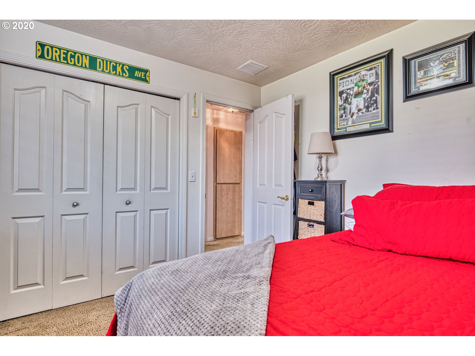 2553 Cubit Street Eugene, OR 97402 - Photo 14 of 32 Gallery Image 14
