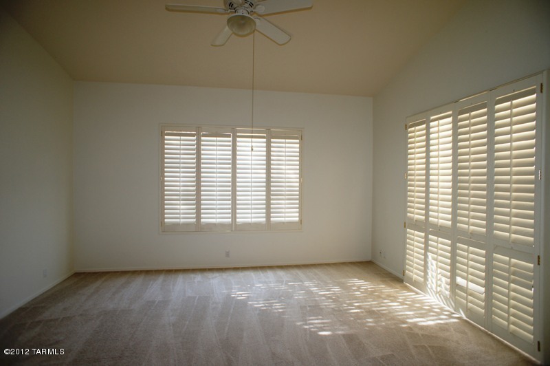 9760 East Rock Ridge Court Tucson, AZ 85749 - Photo 7 of 9