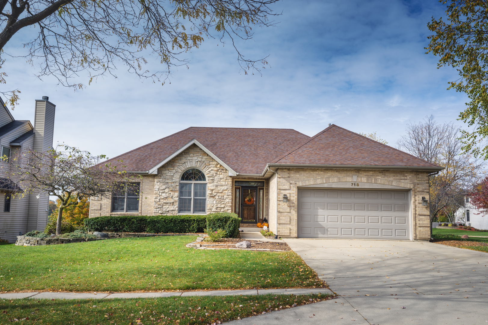 718 Ridgewood Drive Antioch, IL 60002 - Photo 1 of 20
