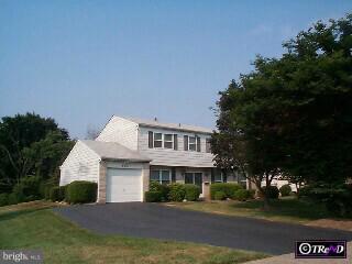 801 Stephen Road Warminster, PA 18974 - Photo 1 of 5 Gallery Image 1