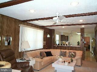 801 Stephen Road Warminster, PA 18974 - Photo 4 of 5 Gallery Image 4