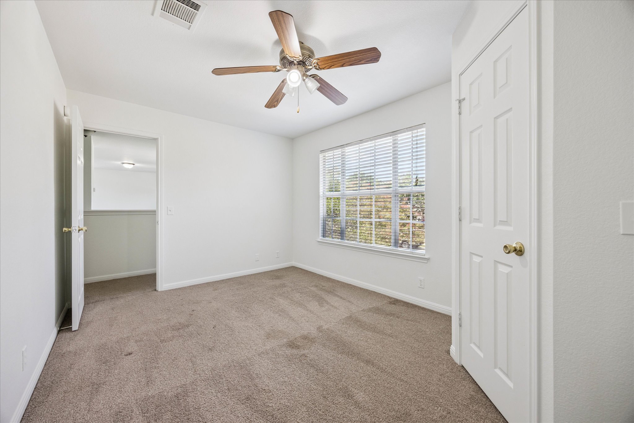 111 North Field Street Round Rock, TX 78681 - Photo 31 of 40 a view of an empty room with a window