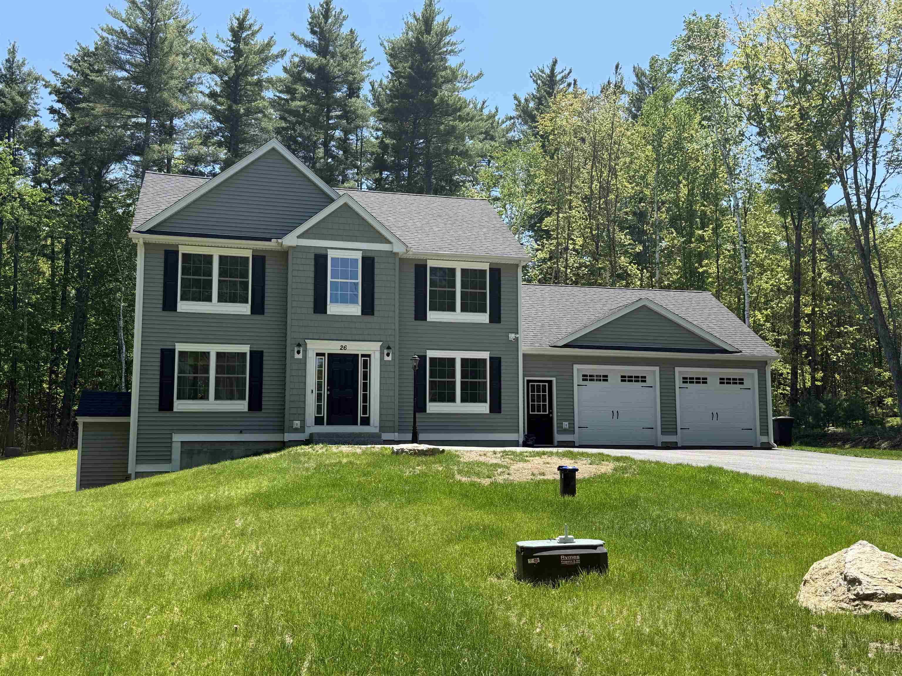 26 Swamp Road Epsom, NH 03234 - Photo 1 of 32