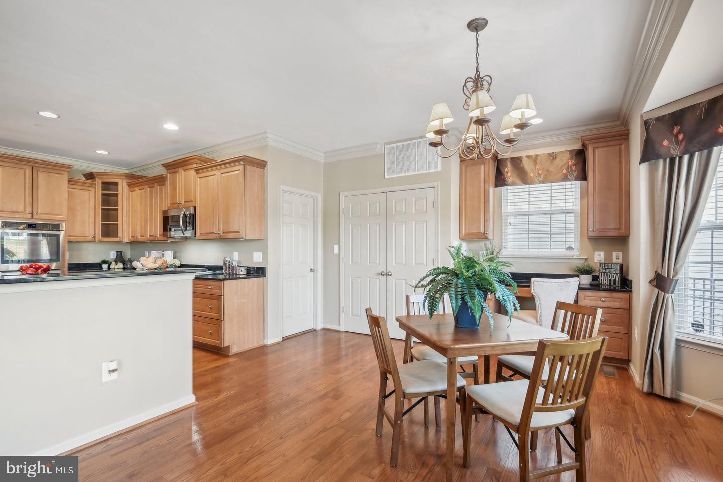 6710 Abberley Loop Gainesville, VA 20155 - Photo 15 of 50