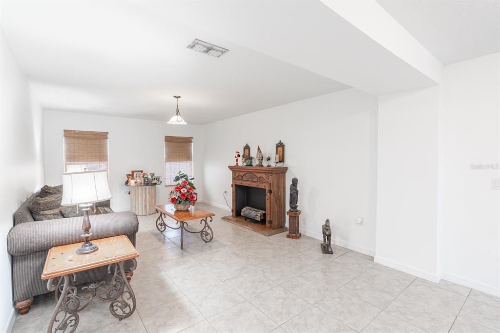 11331 Brighton Knoll Loop Riverview, FL 33579 - Photo 26 of 62