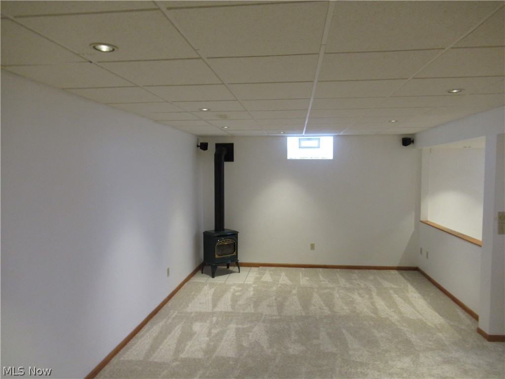 6536 Lake Road Medina, OH 44256 - Photo 18 of 35 Rec room with gas stove