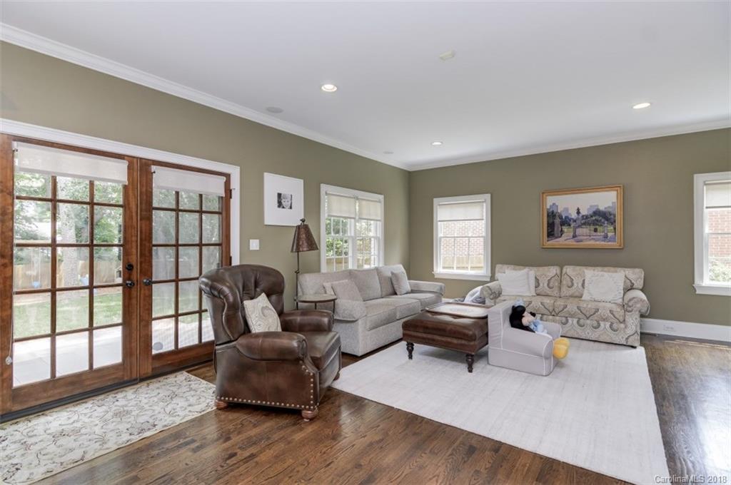 1916 Club Road Charlotte, NC 28205 - Photo 14 of 28 Gallery Image 14